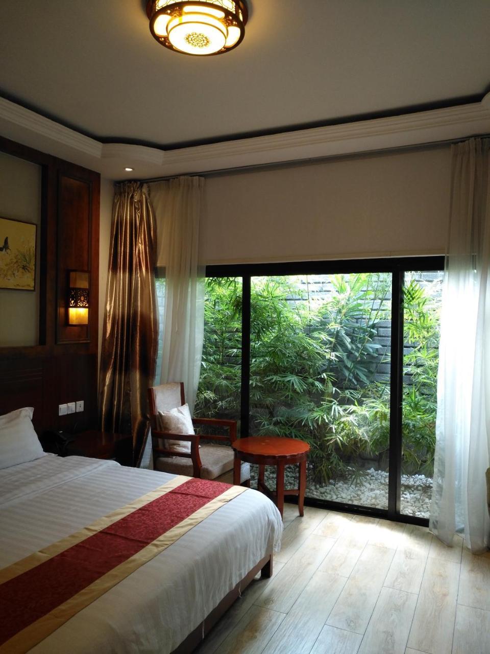 Hotel Des Jardins อาบีจาน ภายนอก รูปภาพ